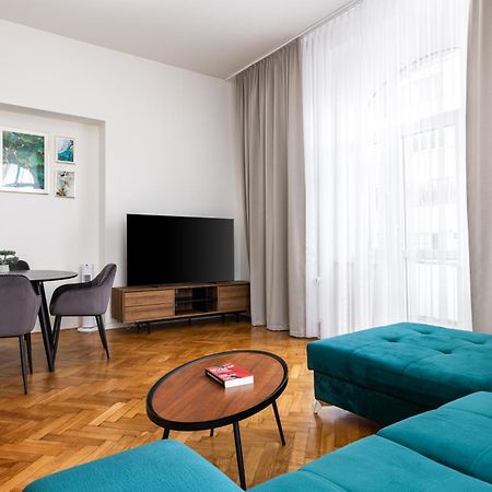 Stay2Gether City Buzz Apt - O2 Arena - Sleeps 6 Prague Exterior photo